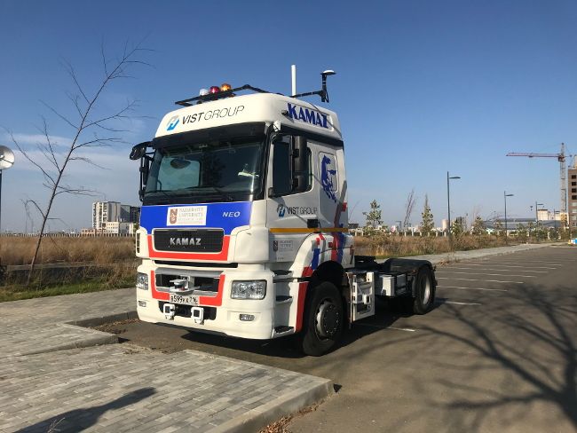 Беспилотный тягач готов приступить к работе Беспилотный тягач готов приступить к работе